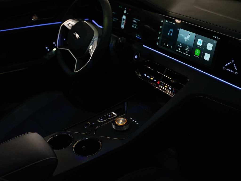 JAC JS8 PRO