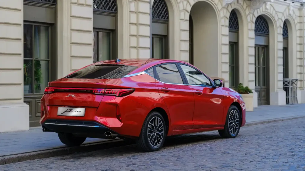 JAC J7 Plus